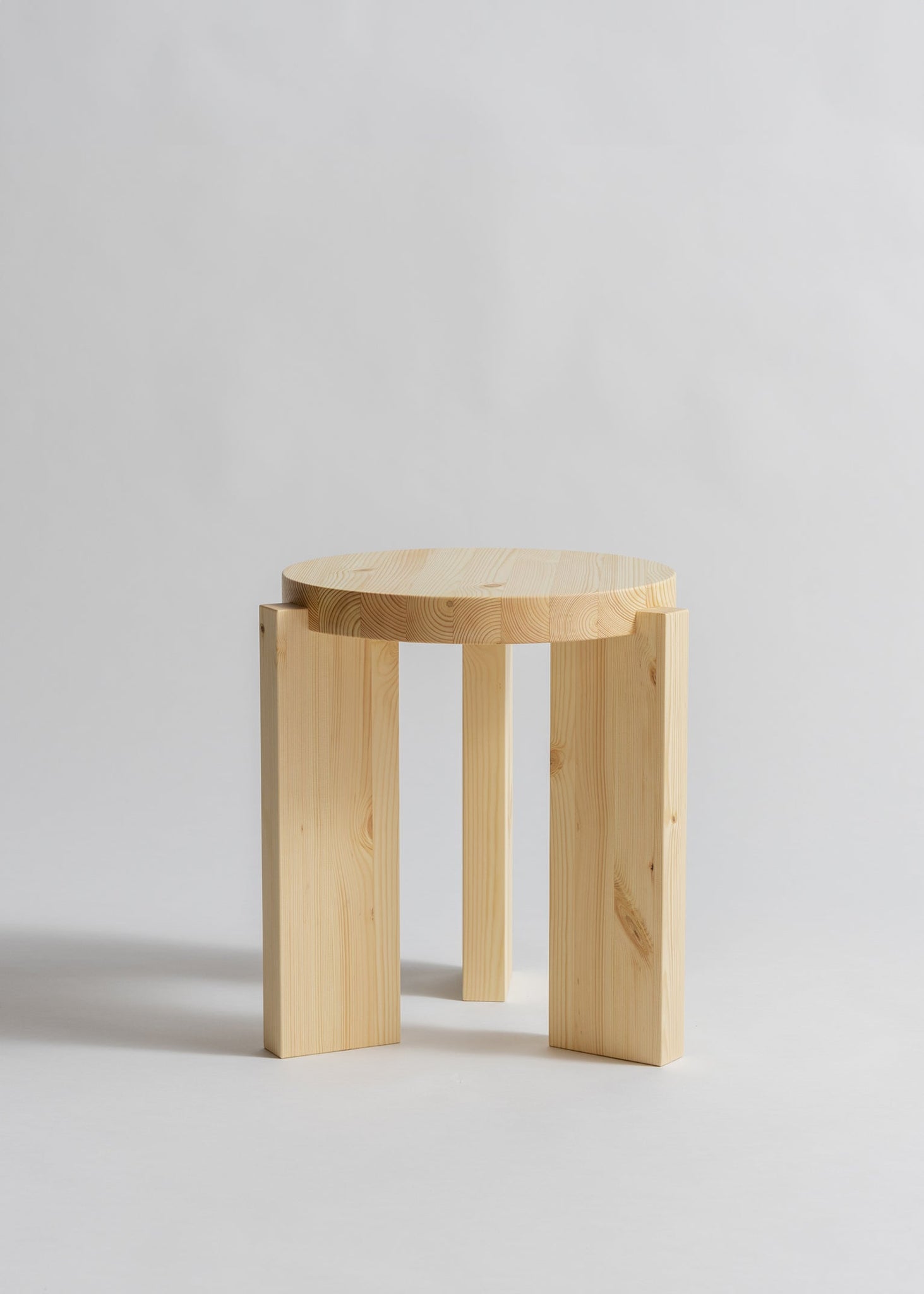 Vaarnii - 001 Stool