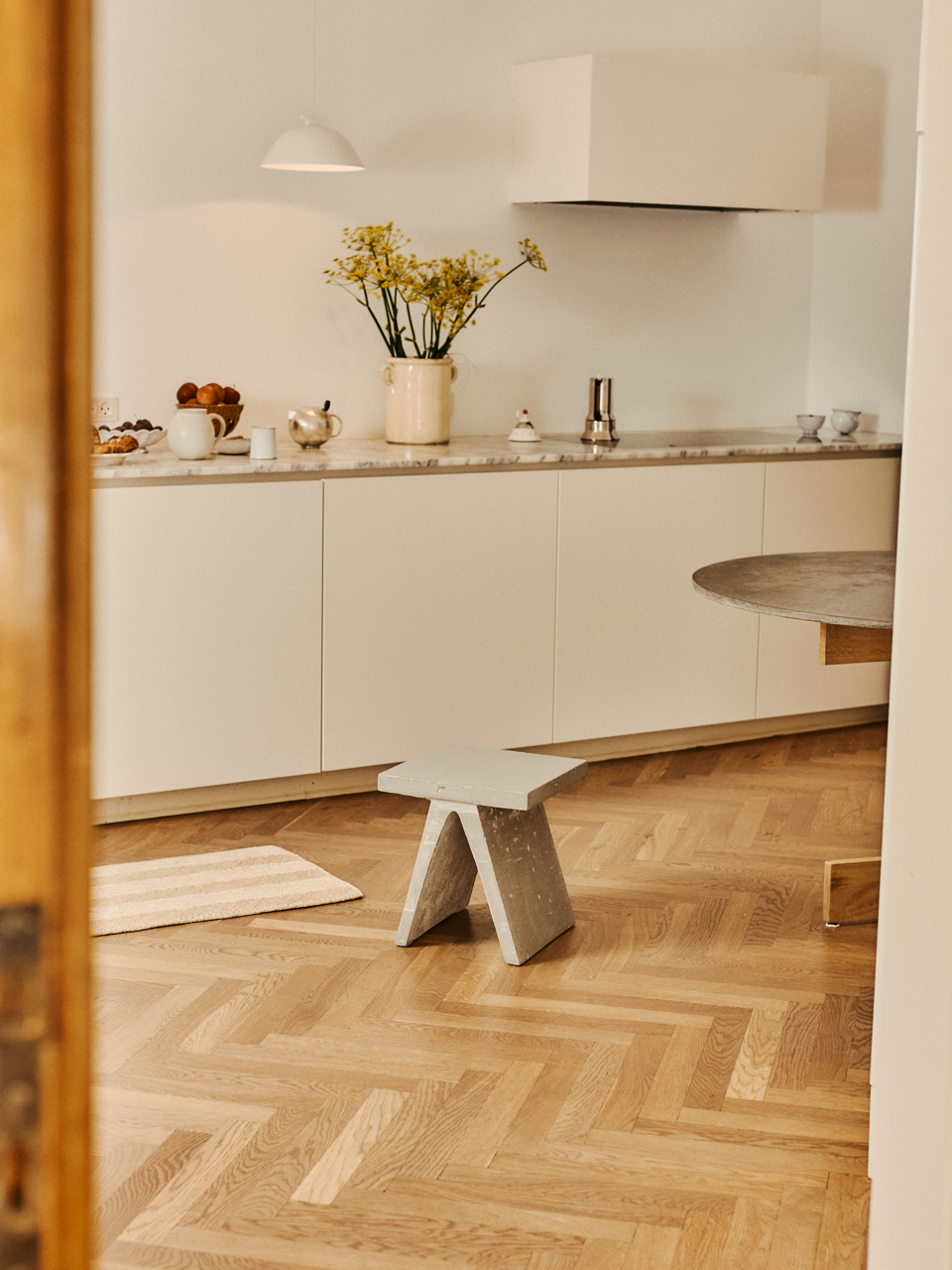 MENGEL - taburet/sidebord