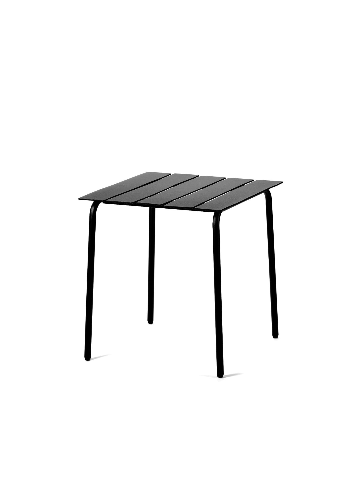 Maarten Baas - Aligned outdoor dining table - Valerie Objects