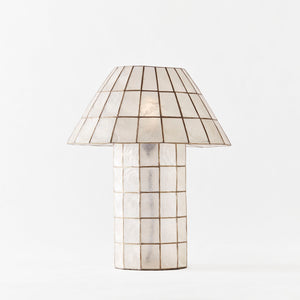 Cornelia bordlampe - Dusty Deco