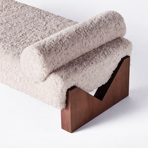 V Daybed - Sheepskin - Dusty Deco