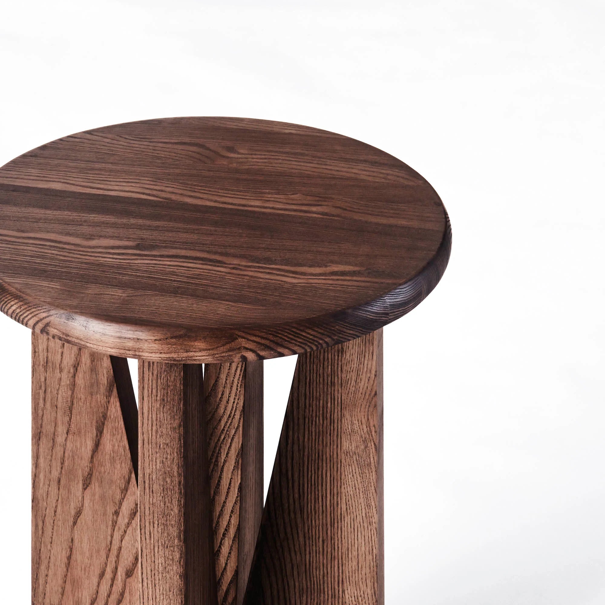 V Side Table - Dusty Deco