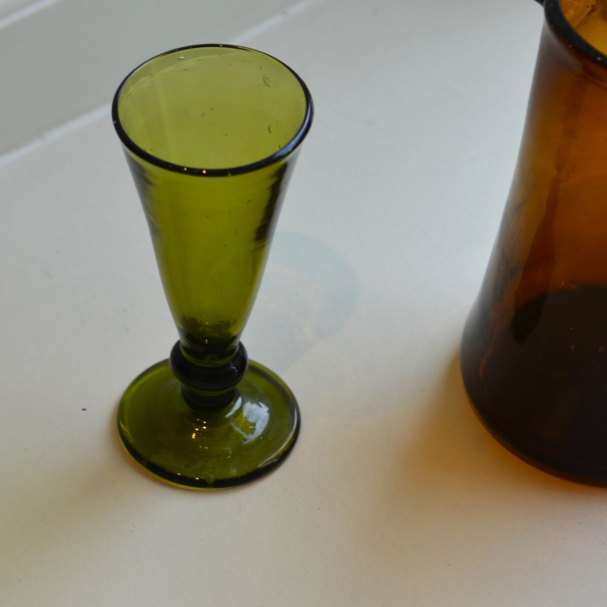 Champagne glass - France - Olive