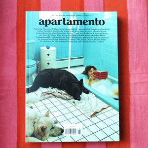 An everyday life interiors magazine - Issue #32 - Apartamento