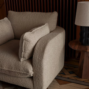 Miles Armchair - Boucle Beiget - Dusty Deco