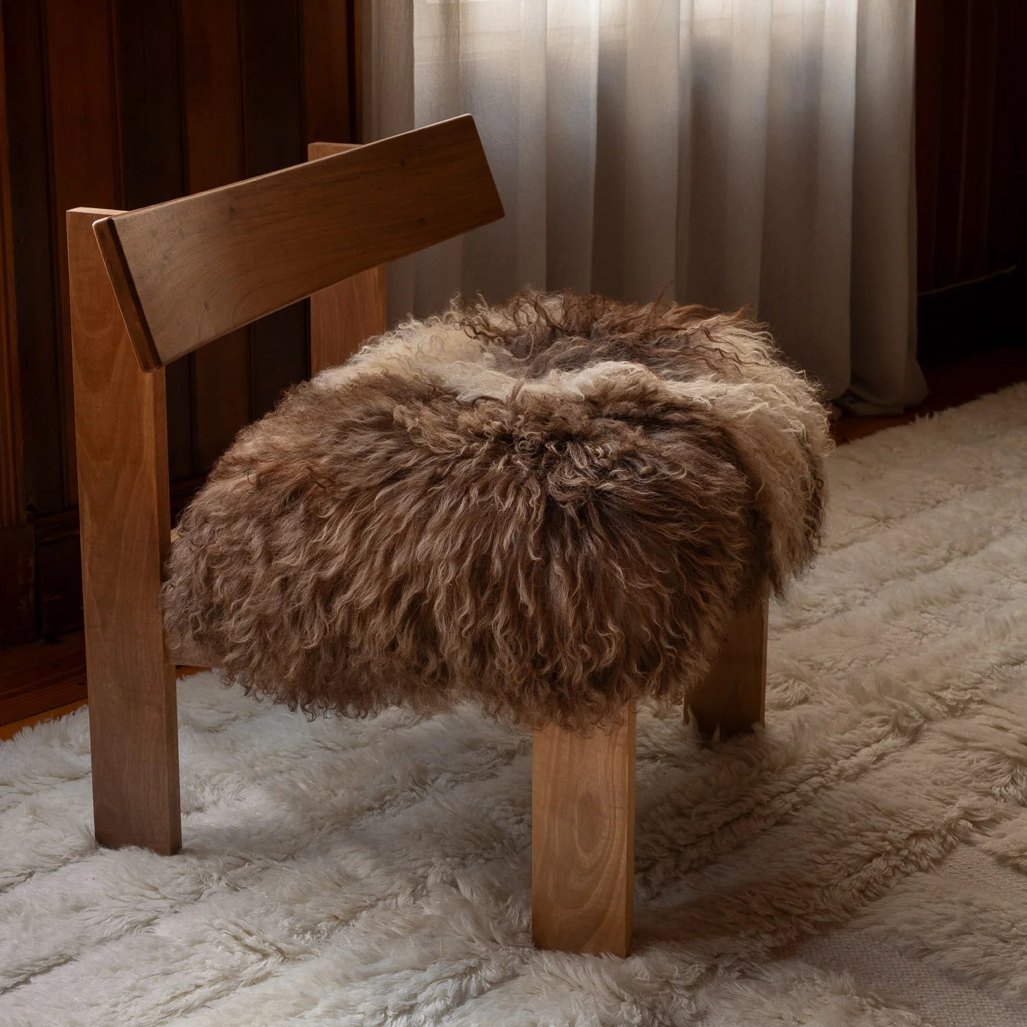 Easy Chair - Dusty Deco