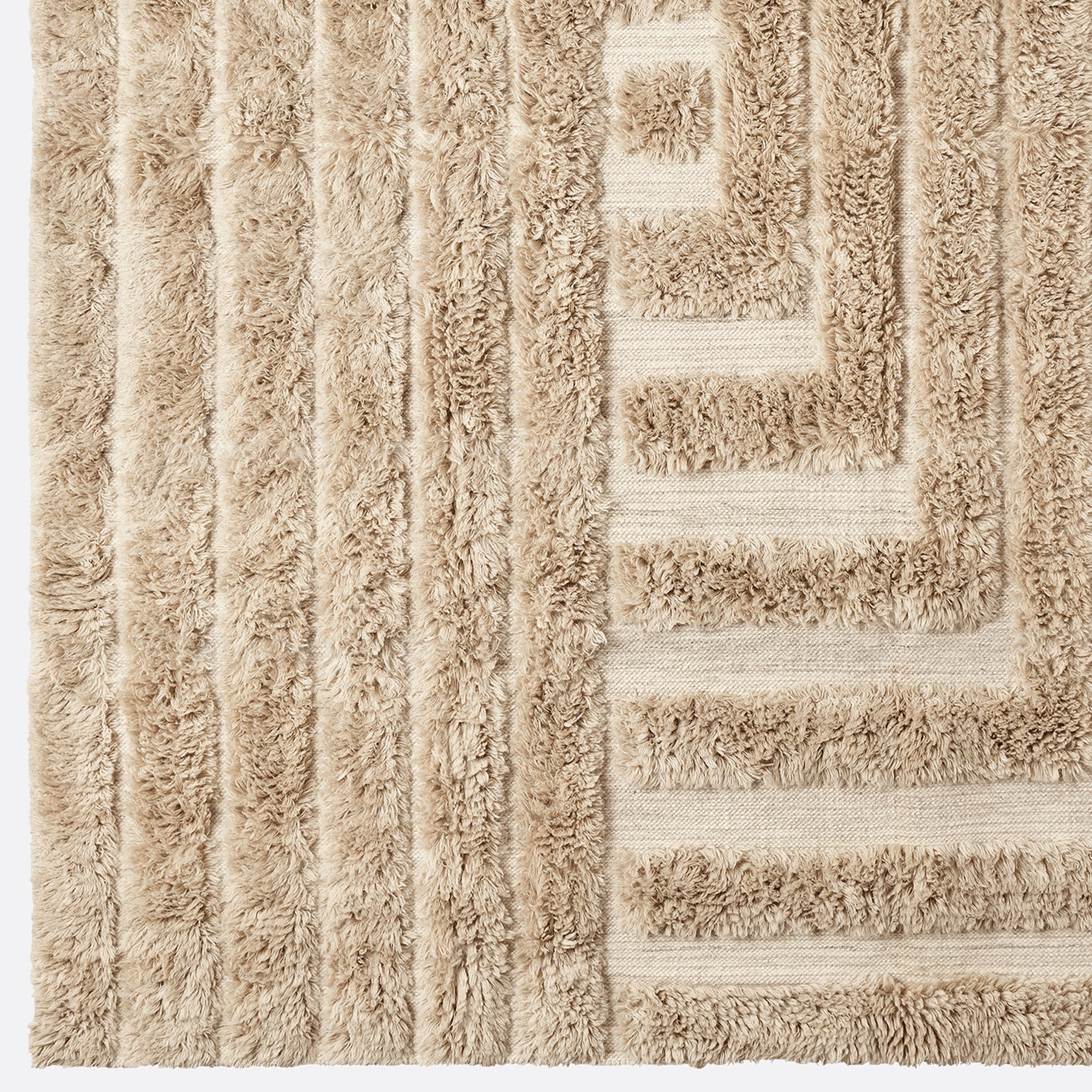 Shaggy Labyrinth Rug - Beige - Dusty Deco