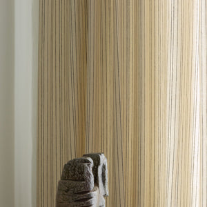 Tekstil -  'Pinstripe Black Swan' - Merinould - File Under Pop