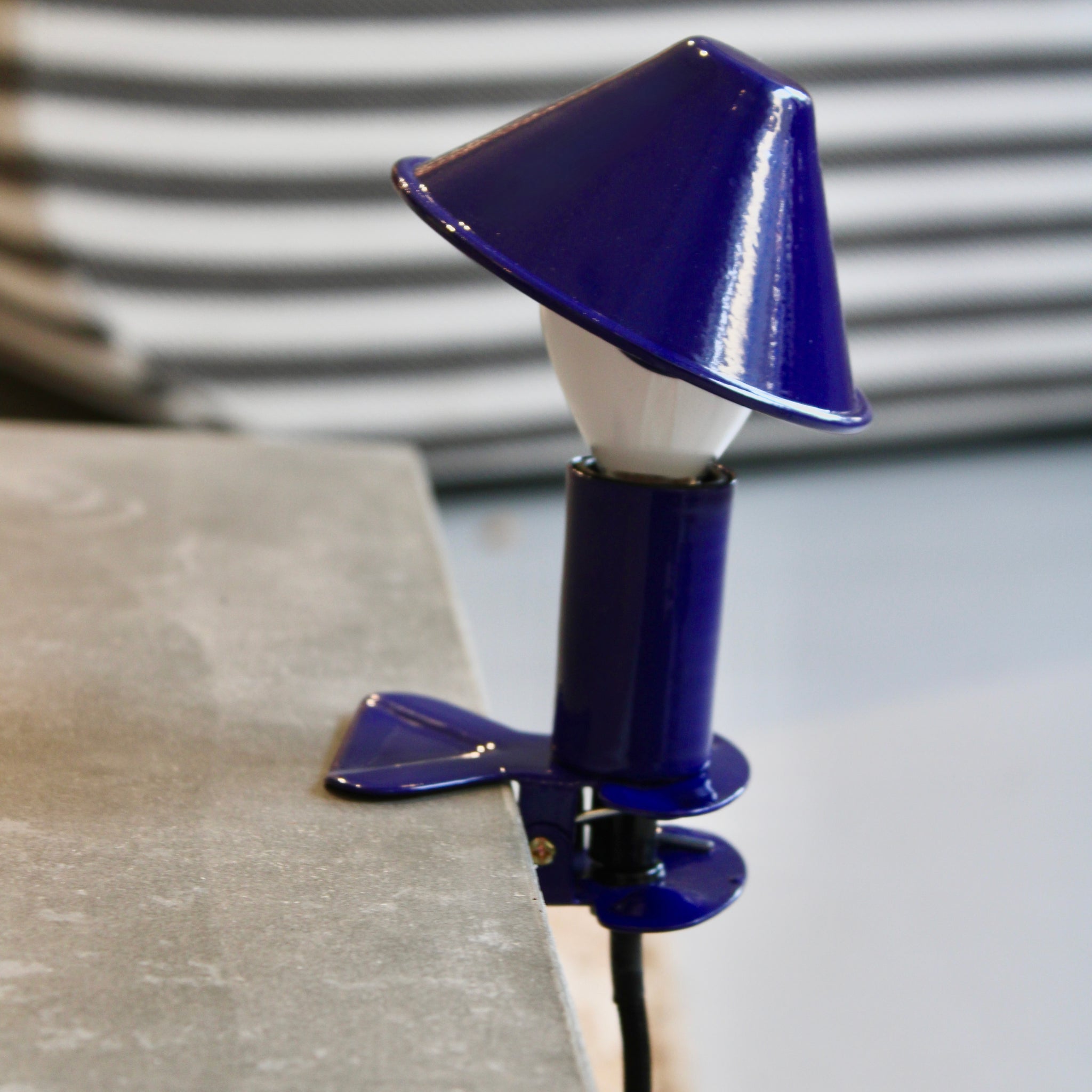Mushroom klipslampe - Majorelle Blue