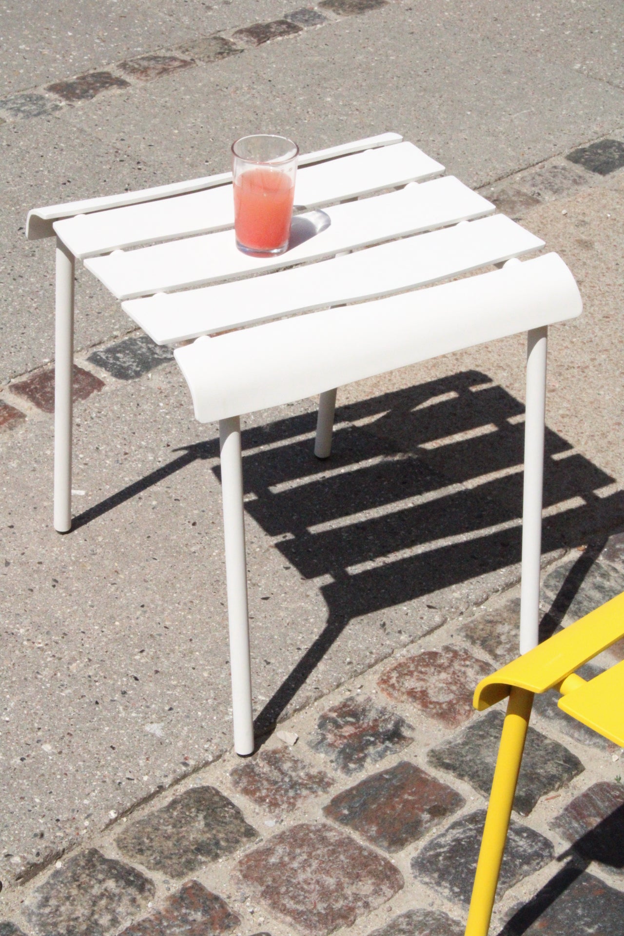 Maarten Baas - Aligned outdoor stool - Valerie Objects