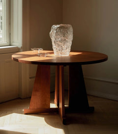 Standard Practice - Lola Round Table