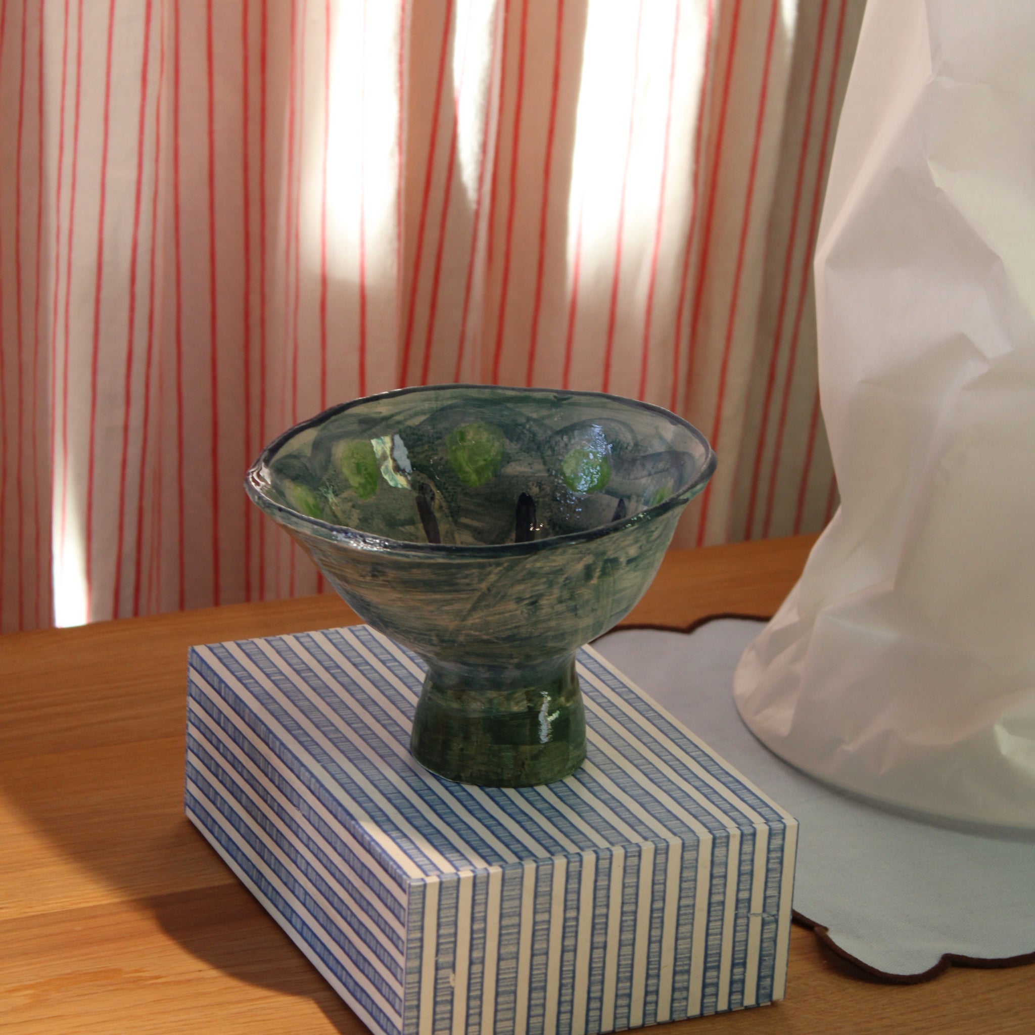 Håndlavet skål på fod - Lille - 5