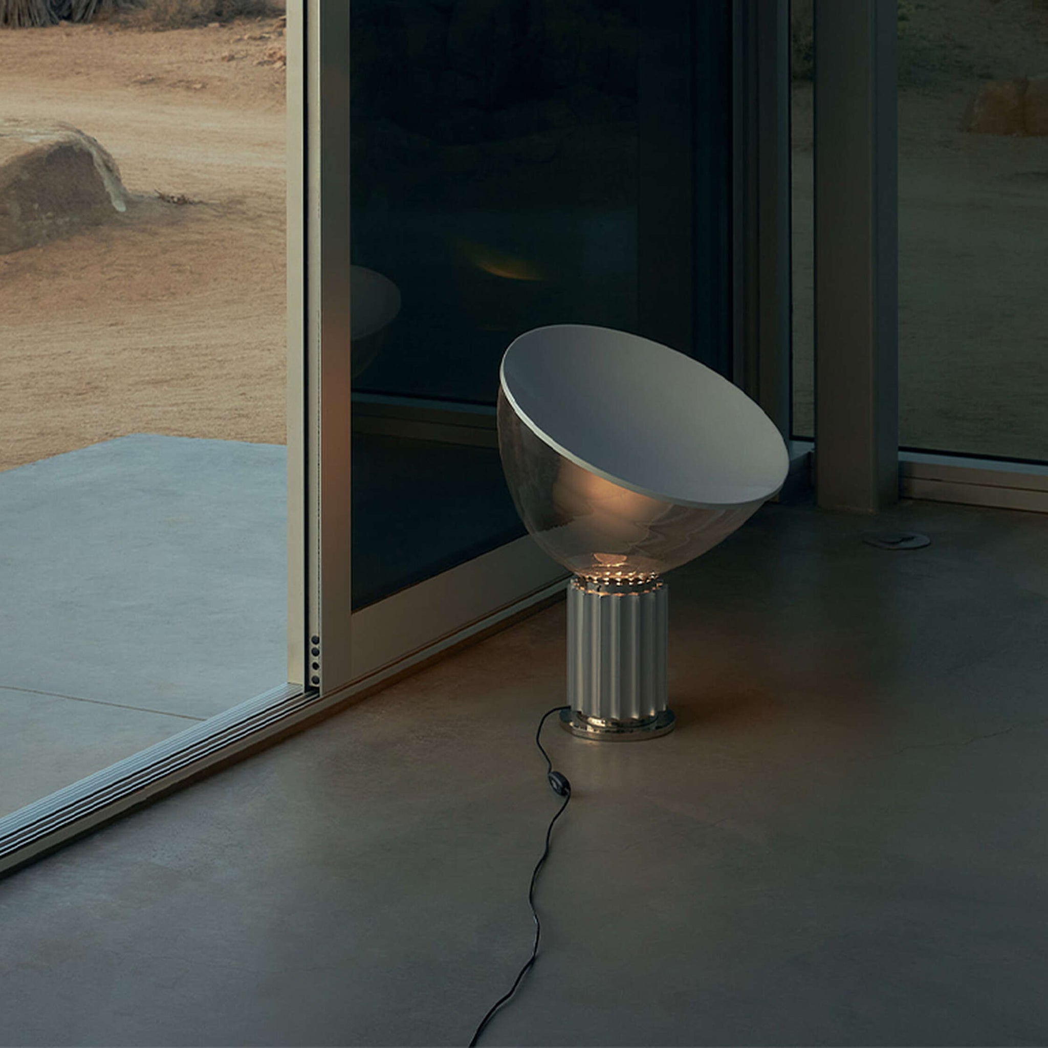 Taccia PMMA bordlampe - Flos
