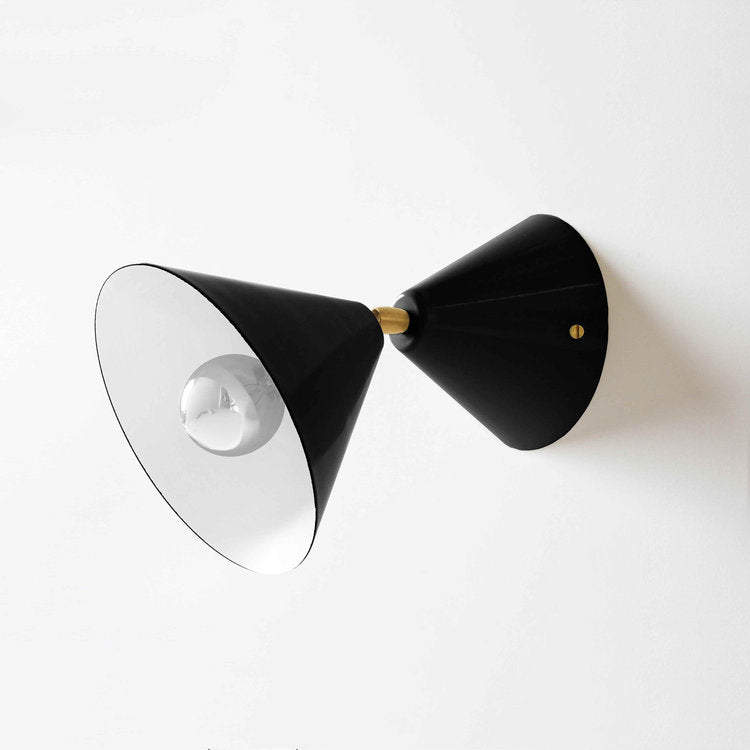 Atelier Areti - Cone 077 væglampe