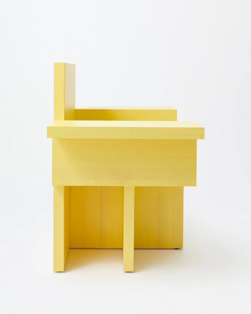 Magniberg - Horse Chair - Stained Yellow