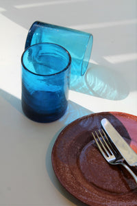 Håndlavet farvet vandglas - Azur